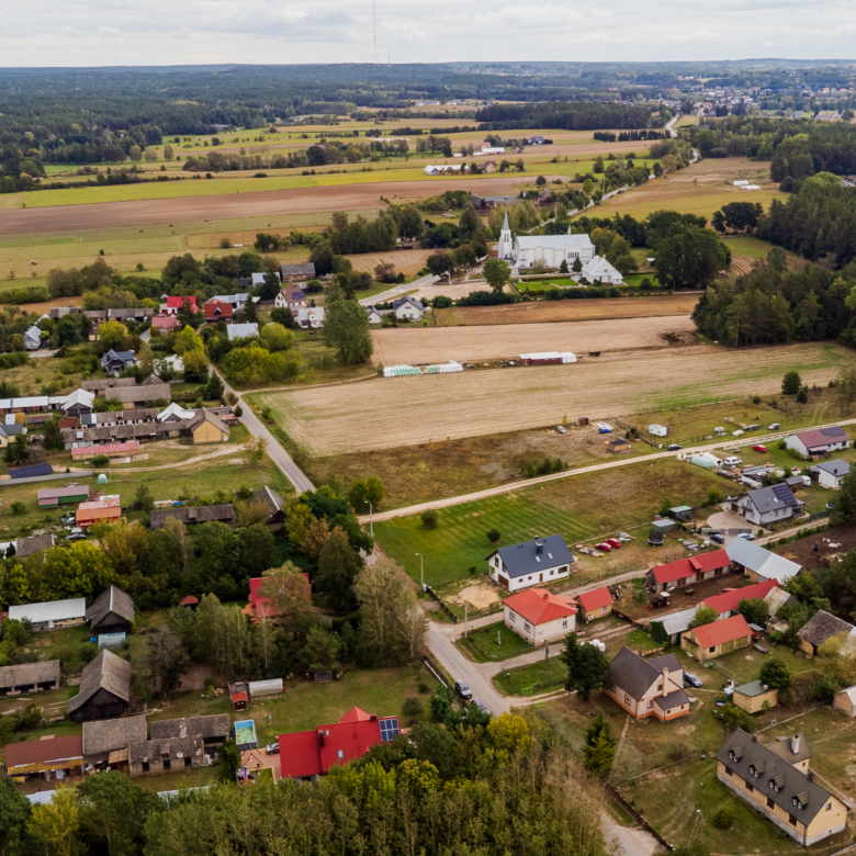 DZIAŁKA Z WZ, POGORZAŁKI, 2 297 m² ASFALT, MEDIA W DRODZE