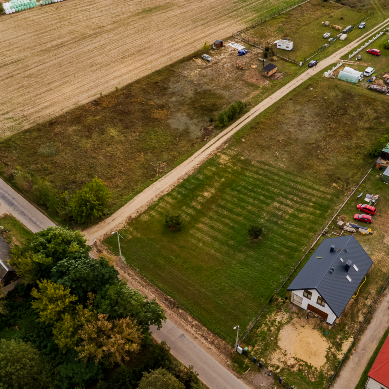 DZIAŁKA Z WZ, POGORZAŁKI, 2 297 m² ASFALT, MEDIA W DRODZE
